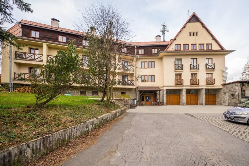 Prostorny Apartman Pro 4 Osoby V Beskydech Apartment Kunčice pod Ondřejníkem Exterior foto